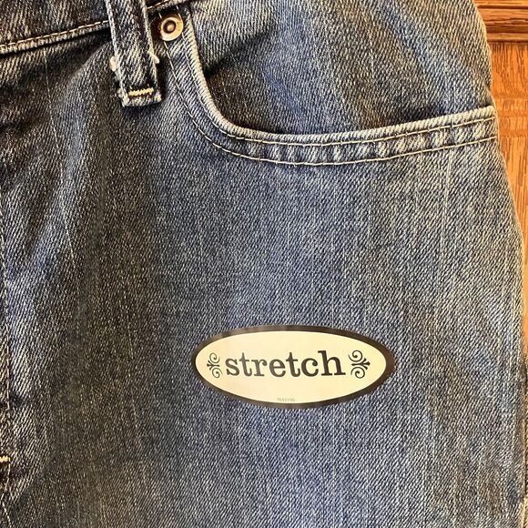 NWT Lee Women's Size 14 Long Relaxed High Rise Bootcut Denim Blue Jeans MSRP $40 - Picture 3 of 16